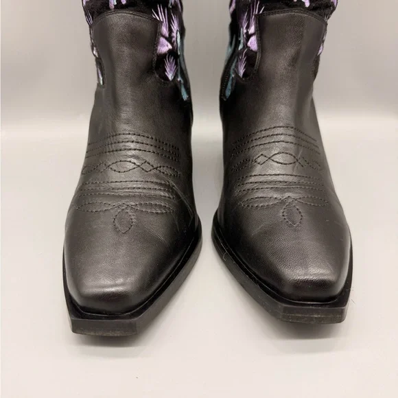 Colorful Desert Scene Embroidered Boots By NASTY GAL - Picture 6 of 17